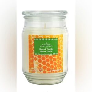 Ashland 17oz. Honey & Vanilla Jar Candle, brand new